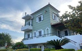 Dimitris Corinthian Villa